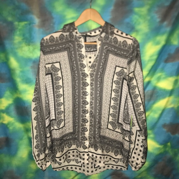 Zara Basic blouse - Picture 2 of 5